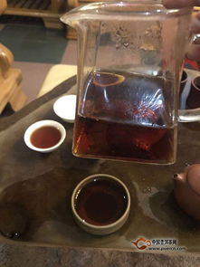 茶韻沉睡，心緒燃香